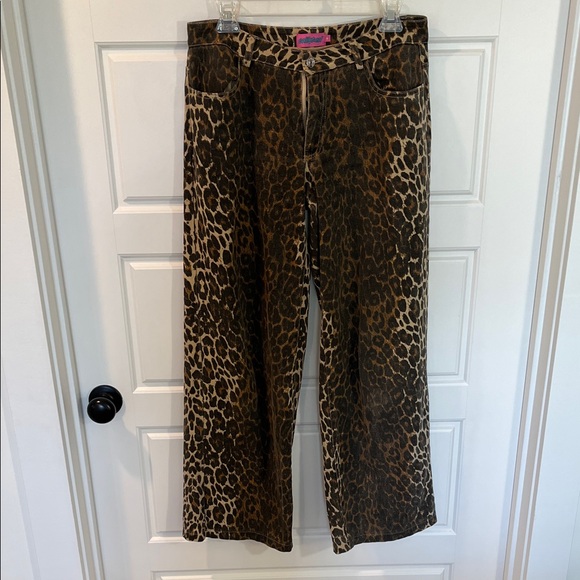 EDIKTED Print Straight Leg Jeans Size Medium - Picture 4 of 8